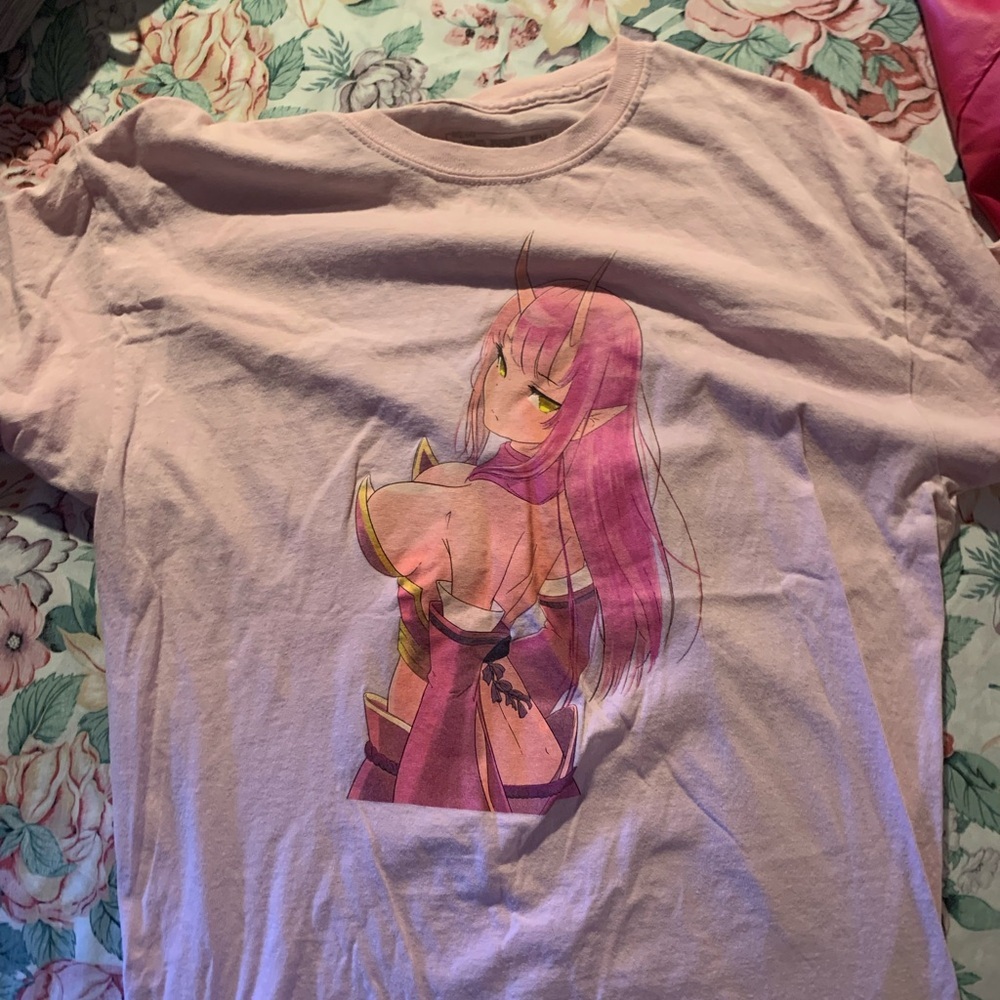 Blend Complex Women’s Pink Graphic Short Sleeve T-Shirt Size Large